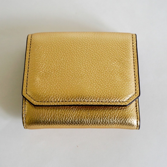 Michael Kors Hayes M Trifold Leather Wallet Gold - Picture 2 of 6